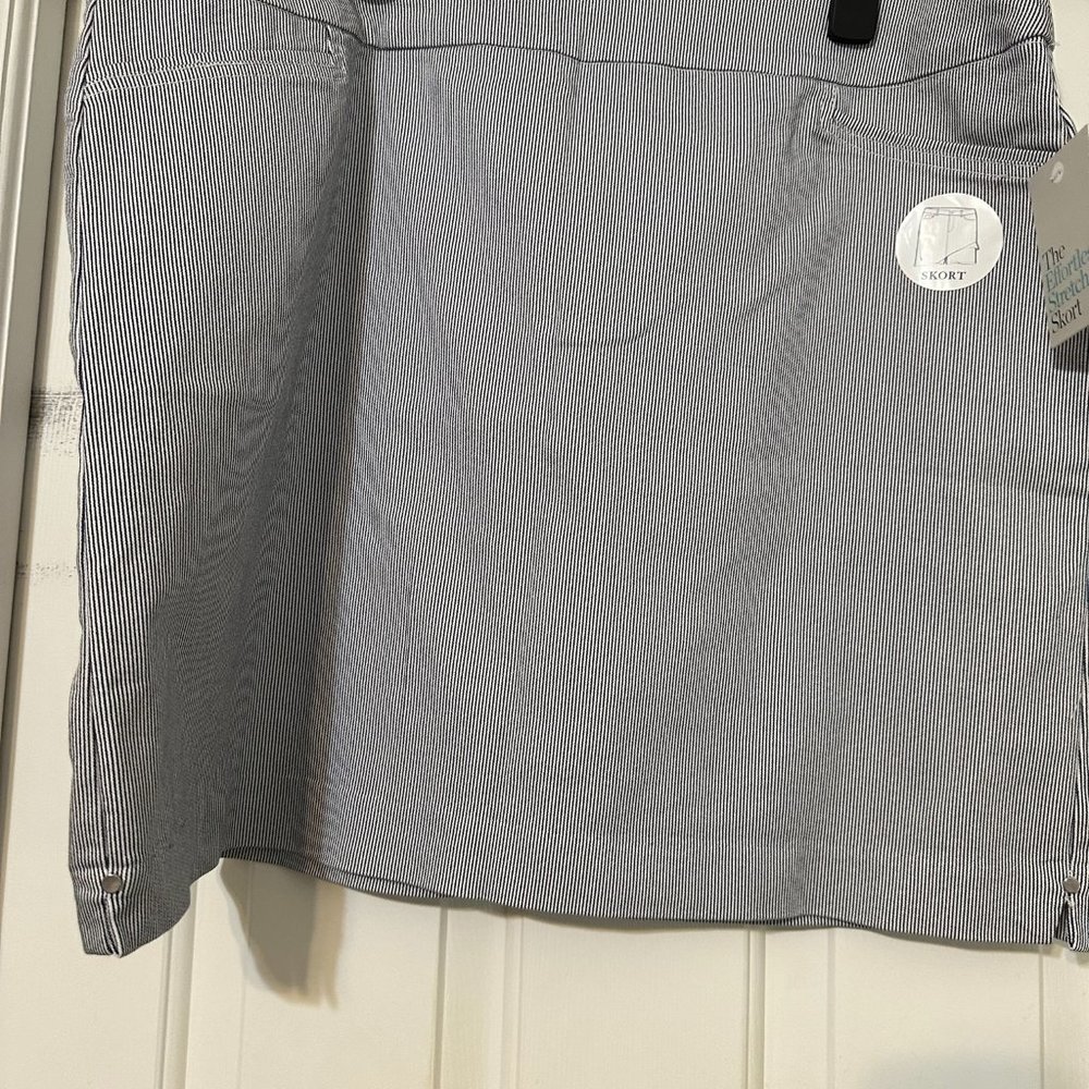 croft & barrow Blue and White Pinstripe Skort